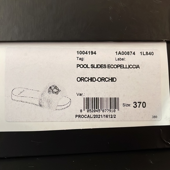 Versace Sherling Medusa Slides - Picture 6 of 6